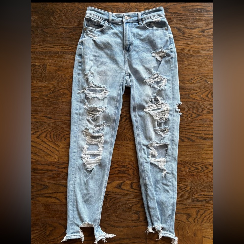 American Eagle Curvy Mom High Waist Distressed Light Blue Jeans